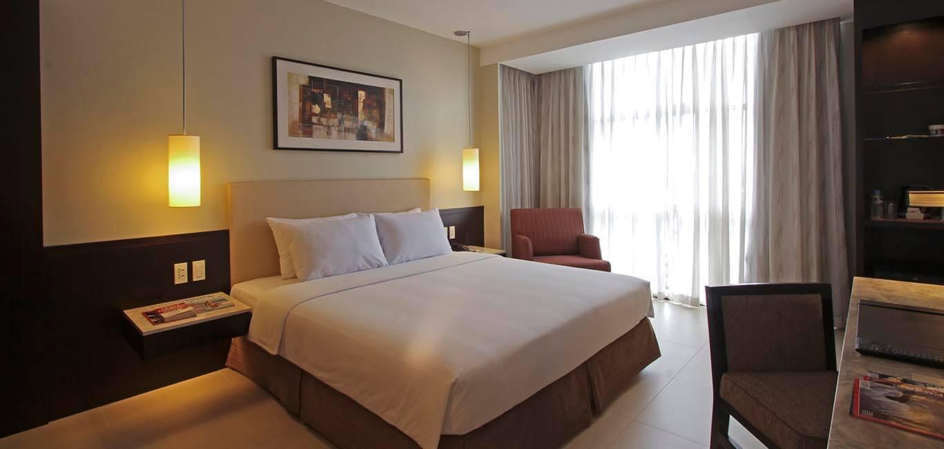 โรงแรม เดอะบี Muntinlupa City ภายนอก รูปภาพ